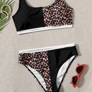 Leopard print bikini